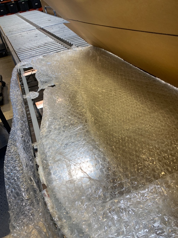 Photo 1 of *VANITY MIRROR UNKNOWN BRAND*