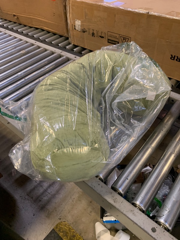 Photo 1 of Green Comfort Throw Pillow