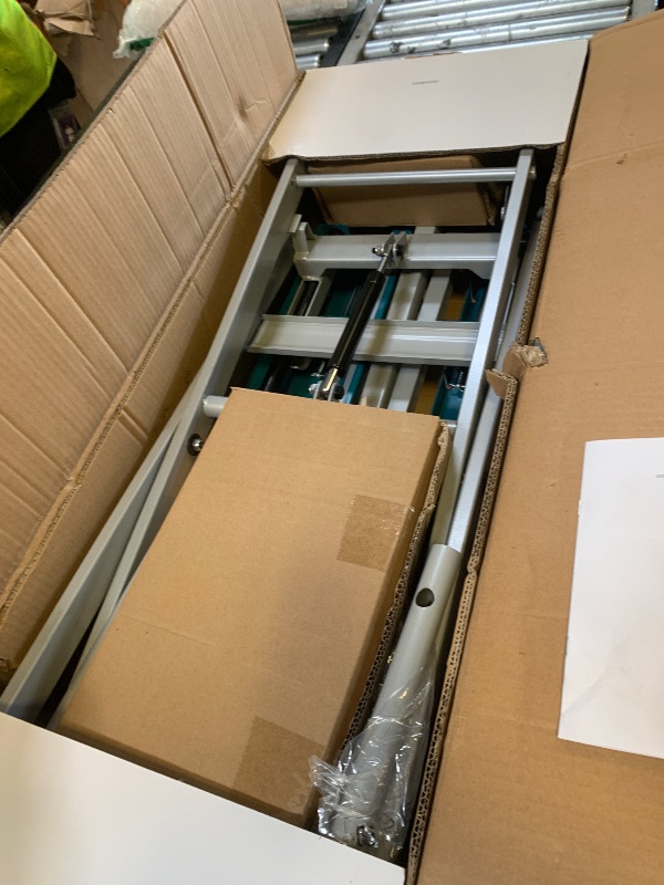 Photo 1 of Makita WST05 Portable Rise Miter Saw Stand