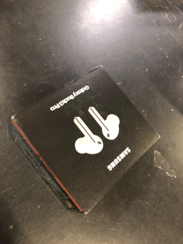 Photo 1 of Samsung Galaxy Buds 3 Pro AI True Wireless Bluetooth Earbuds, Noise Cancelling, Sound Optimization, Redesigned Comfort Fit, White [US Version, Amazon Exclusive, 2Yr Warranty]