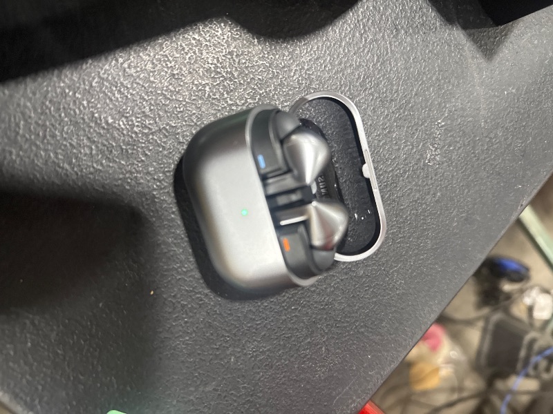 Photo 1 of Samsung Galaxy Buds 3 Pro AI True Wireless Bluetooth Earbuds, Noise Cancelling, Sound Optimization, Redesigned Comfort Fit, Silver [US Version, Amazon Exclusive, 2Yr Warranty]