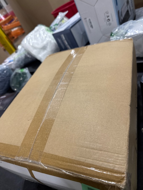 Photo 1 of Down Fibers Comforter King Size Thick Winter-Ultra Soft Comforter High Fill Power Comforters,Hotel Collection Fully Duvet Insert with Corner Tabs,Expert-Crafted Even Loft(White,106x90)