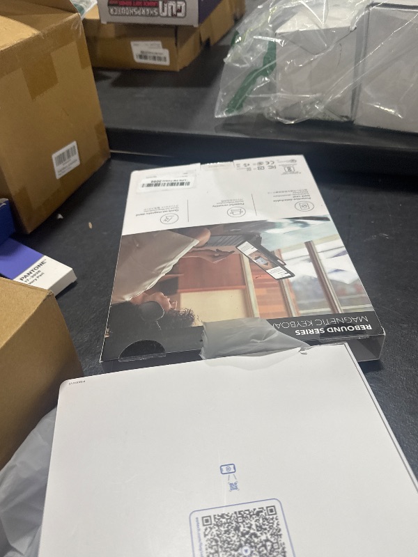 Photo 1 of ESR iPad Pro 11 Inch Case with Keyboard (M5/M4, 2025/2024), iPad Pro 11(5th) Keyboard Case with Easy-Set Magnetic Stand, Portrait/Landscape Modes, Removable Protective Case, Rebound 360 Series, Black