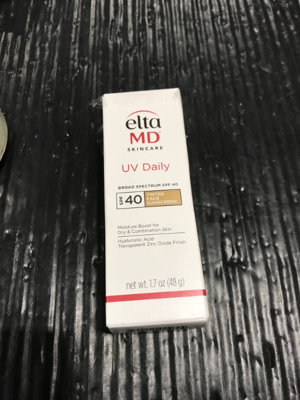 Photo 1 of EltaMD UV Daily Tinted SPF 40 Face Sunscreen Moisturizer with Zinc Oxide, Tinted Daily Face Moisturizer with SPF, Sunscreen for Dry Skin,1.7 oz Pump