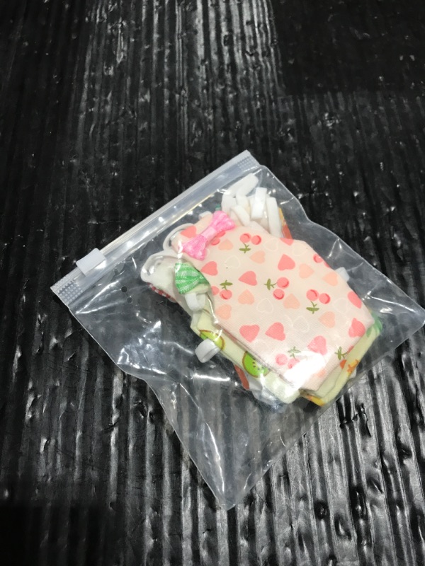 Photo 1 of Bird Diapers for Parrot, Cockatiels Conure Monk Parakeets Pigeon, Reusable Parrot Nappy, Bird Clothes for Parrots (Yellow, S, Count, 6)