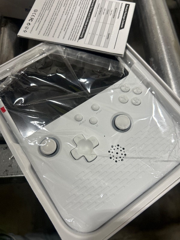 Photo 1 of H5 Retro Gaming Console, 5.0 Inch IPS HD Screen Handheld Game Console, 256GB TF Card Build-in 40000+ Classic Games, Portable Video Arcade Support 34+ Emulators with 4000mAh Battery, White