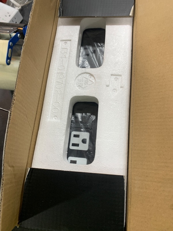 Photo 1 of SKE Compact Size 625VA/360W UPS Battery Backup & Surge Protector for Computer UPS Uninterruptible Power Supply Phoenix VL625