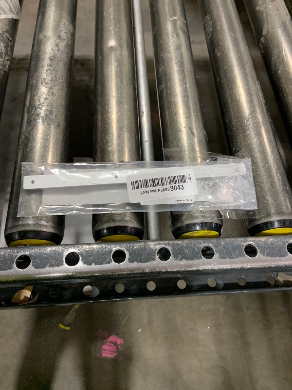 Photo 1 of 1 PCS Medium Metal Replacement Bracket for PetSafe Dog Door Replacement Flaps PAC11-11038 - Aluminium Alloy Dog Door Flap Bracket - Easy Installation with Screws