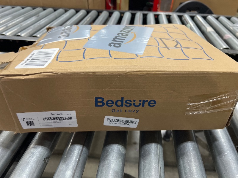 Photo 1 of Bedsure Queen Size Comforter Set, Beige Soft Prewashed Bedding for All Seasons, 3 Pieces GentleSoft™ Warm Down Alternative Bed Set, 1 Lightweight Comforter (90"x90") and 2 Pillowcases (20"x26")