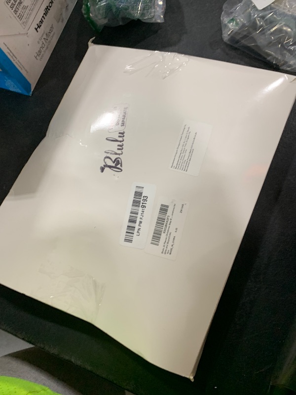 Photo 1 of Geyoga 36 Pack Christmas Candy Bar Wrappers Kit Include Gloves, Xmas Candy Bar Wrappers & Ribbons, DIY Snowman Christmas Craft Chocolate Gift for Holiday Party Favors Supplies Xmas Stocking Stuffers