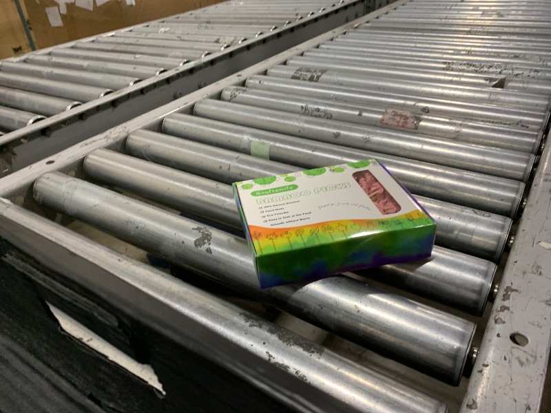 Photo 1 of 100Pcs Pink Bow Decorations Cocktail Picks Pink Bows Theme Decor Toothpicks Sticks Food Sandwich Skewers Appetizer Charcuterie Garnish for Valentines Galentines Day Birthday Bow Themed Party Supplies1064715339
