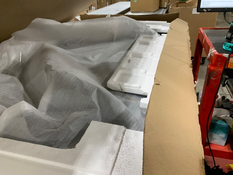 Photo 1 of Samsung 65-Inch Class QLED Q7F Series Samsung Vision AI Smart TV (2025 Model, 65Q7F) Quantum HDR, Object Tracking Sound Lite, Q4 AI Gen1 Processor, 4K upscaling, Gaming Hub, Alexa Built-in