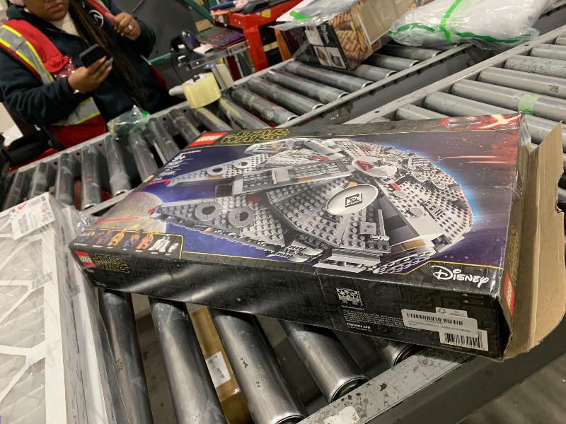 Photo 1 of Star Wars Legos