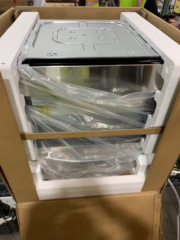 Photo 1 of Empava 24 inch Electric Single Wall Oven with 6 Cooking Modes, Convection Fan, Mechanical Knob Control, 2.3 Cu.ft. Capacity, 2800W