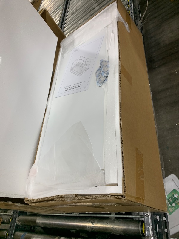 Photo 1 of FOR PARTS ONLY - Max & Lily Fundamental Twin Low Bunk Bed, Kids Solid Wood Modern Bed Frame with Strong Wooden Slats, Non-Toxic Finishes, High Weight Capacity, White