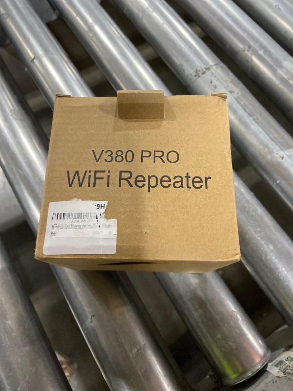 Photo 1 of  V380 PRO WiFi Repeater 