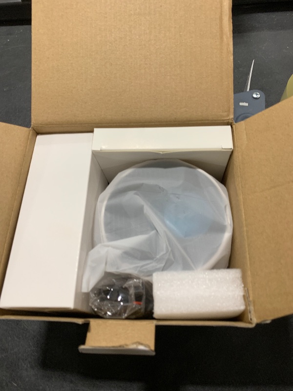 Photo 1 of ?Electric Focus?Mini Projector, Projector 4K 1080P Support, 260 ANSI Lumens Projector with Wifi and Bluetooth, Upgrade Smart Proyector, 5w Speaker, Auto Keystone Correction 35"-130" Screen HY300 Plus