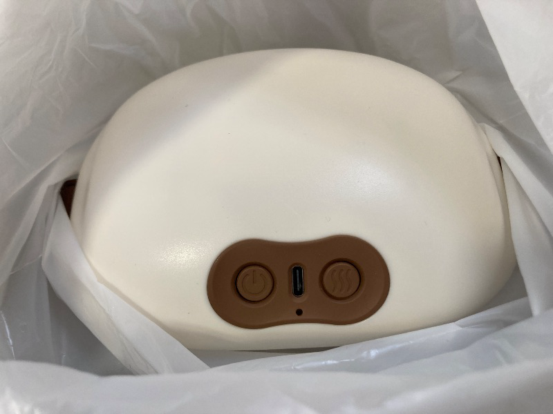 Photo 1 of 4D Neck Massager,Shoulder Hot Compress Massager, a wireless and portable massager that simulates human hand operation,suitable for relieving neck pain and relaxing muscles,with 3 adjustment modes.