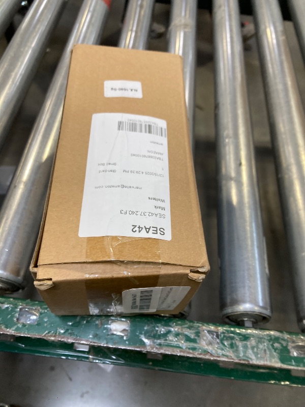 Photo 1 of 50Ft Red Green Christmas Tinsel Garland Xmas Tree Decorations Metallic Glitter Tinsel Twist Hanging Garland for Indoor Outdoor Christmas Holiday Party Decor