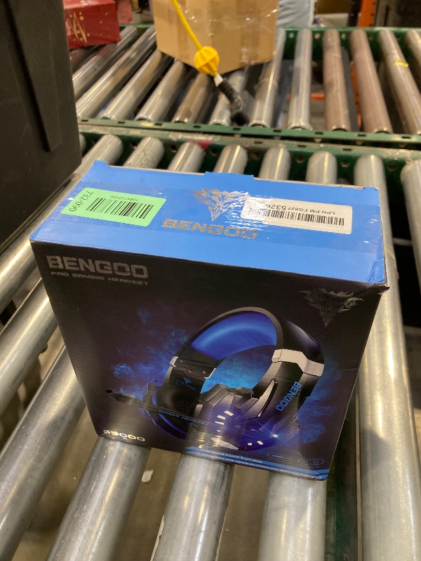 Photo 1 of BENGOO G9000 Stereo Gaming Headset for PS4 PC Xbox One PS5 Controller, Noise Cancelling Over Ear Headphones with Mic, LED Light, 7.1 Surround Sound, Soft Memory Earmuffs for Nintendo Xbox Series X|S