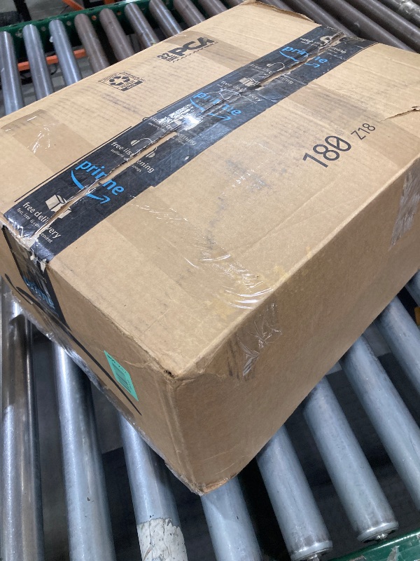 Photo 1 of Machine Washable Rugs for Living Room: 8x10 Area Rugs for Bedroom Vintage Stain Resistant Non Slip Low Pile Lightweight Boho Carpet for Kitchen Dining Room Farmhouse Kids Room Nursery