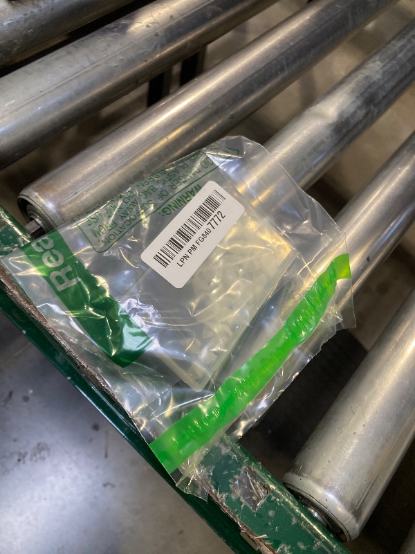 Photo 1 of 120 Pieces Fake Tooth Cap Crown Front Teeth with Tooth Repair Thermal Beads Cap Filler for Teaching or DIY (120pcs Front)