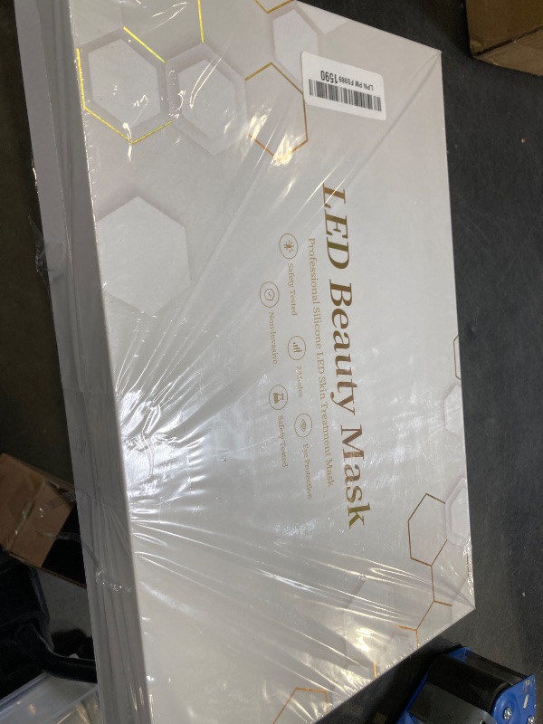 Photo 1 of Yahi Red Light Photon Facial & Neck Mask with Remote Control, 7 Custom Modes with Infrared, Portable & Rechargeable with Timer for Home Use, 175 High-Density Light Beads, White