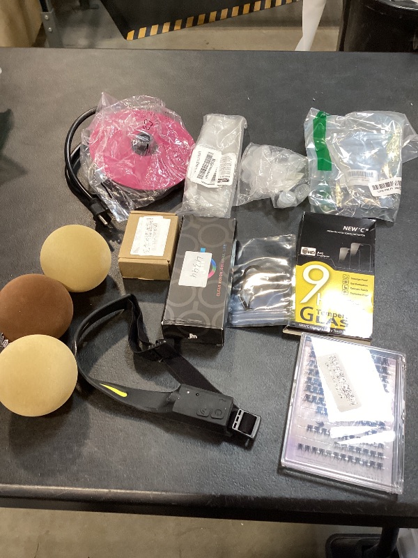 Photo 1 of BOX LOT. MISC. ITEMS 
----FINAL SALE / NO RETURNS ---