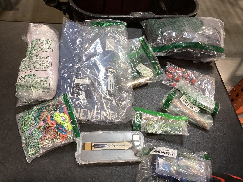 Photo 1 of BAG LOT. MISC. ITEMS
---FINAL SALE / NO RETURNS ---