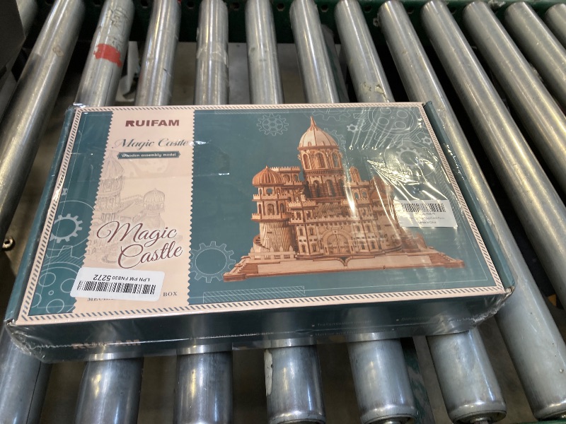 Photo 1 of 3D Wooden Puzzles DIY Mechanical Wooden Wide Model Kit 1000 Pcs 3D Puzzles for Adults Teens 14+Years Puzzle Enthusiasts Box Clockwork Enchanted Castle