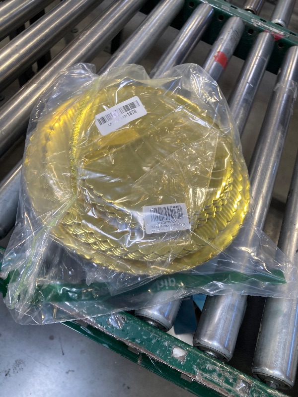 Photo 1 of 30-Pack Cake Board Rounds, Circle Cardboard Base Boards, 8, 10 and 12-Inch. Perfect for Cake Decorating, 10 of Each Size (Gold, 30)