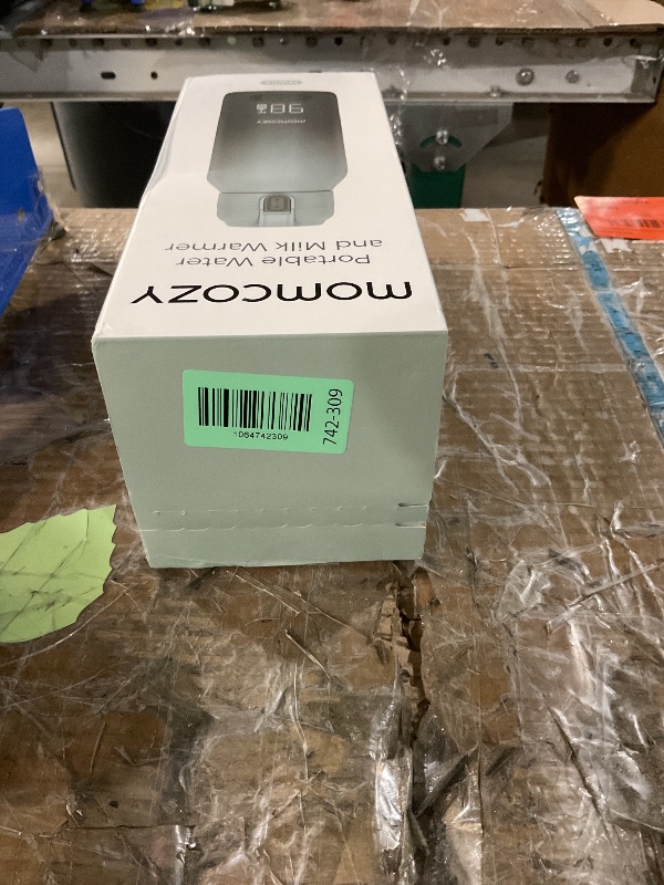 Photo 1 of *** Factory sealed Momcozy Portable Milk Warmer for Travel – Dual Heating Modes for Breast Milk & Water, Portable Bottle Warmer with Fast Heating & Long Battery Life, 17 Ounces Large Capacity to Meet Your All-Day Needs