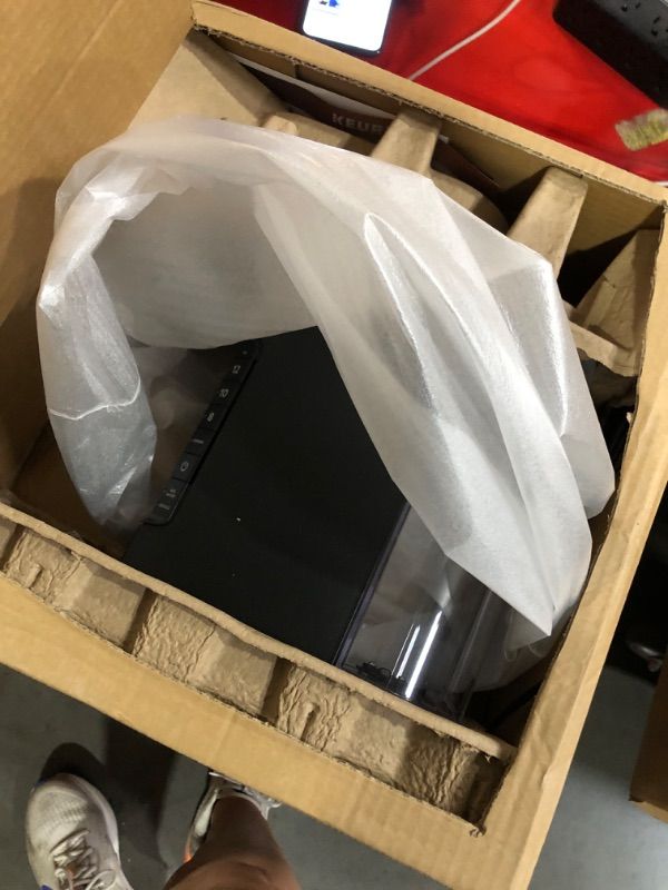 Photo 1 of ***FACTORY SEALED***
Keurig K-Express Single Serve K-Cup Pod Coffee Maker, 3 Brew Sizes, Strong Button Feature, 42oz Removable Reservoir, Black