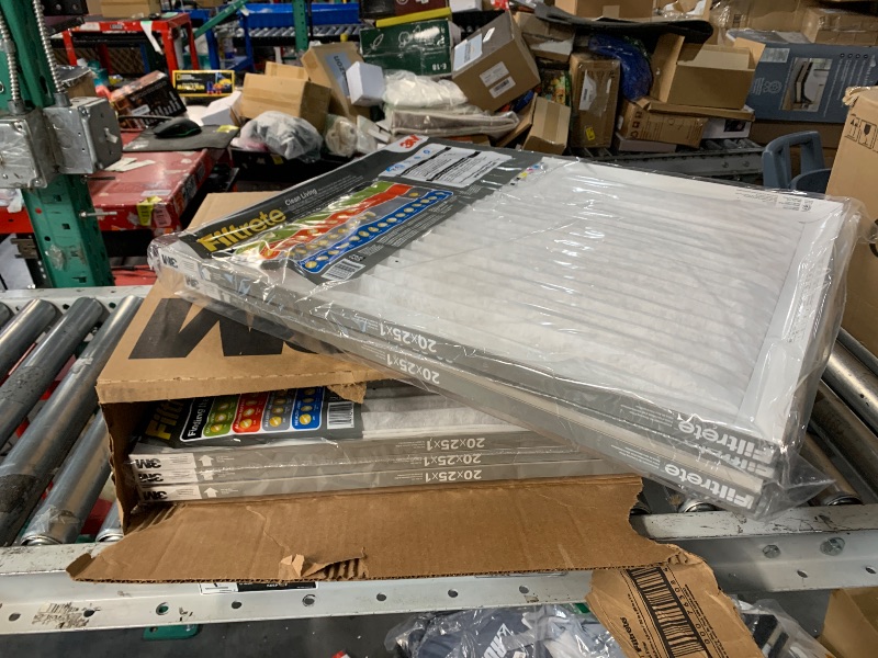 Photo 1 of ***FACTORY SEALED*** Filtrete Clean Living Basic Dust Filter, MPR 300, 20 X 25 X 1-Inches, 6-Pack