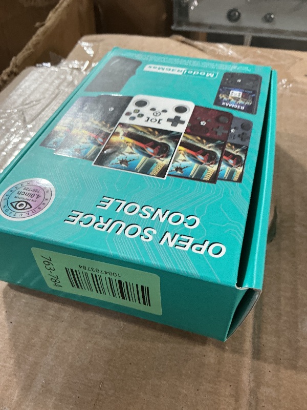 Photo 1 of ?R36MAX 4000mAh Portable Rechargeable Handheld Retro Game Console,Comfort Non-Slip Handheld Standing Retro Game Console with 64G TF Car,4.0-inch Screen,for Office,Purple Gray