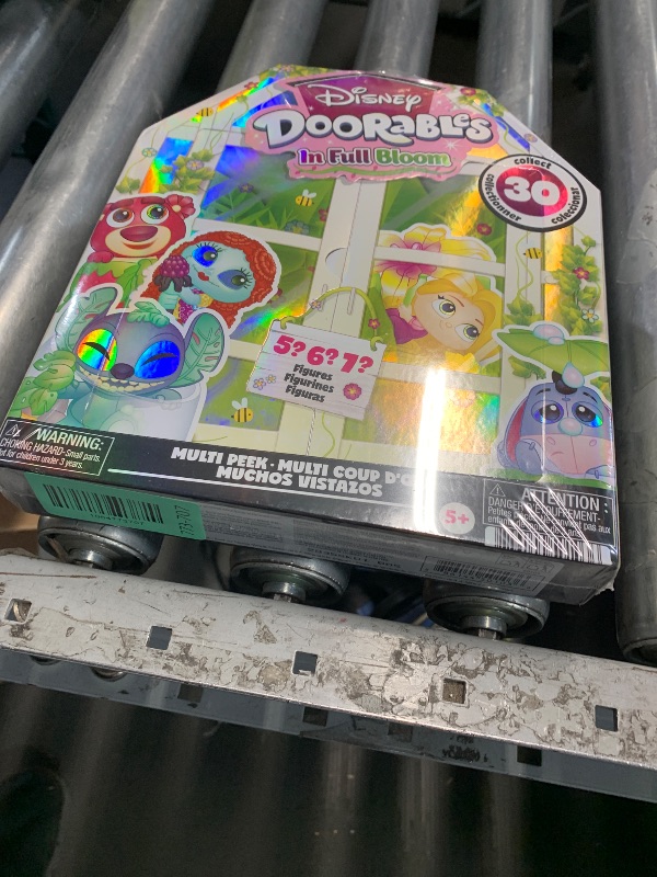 Photo 1 of ***Factory Sealed*** Disney Doorables in Full Bloom Multi Peek Series 15 - Mystery Floral Themed Mini Figures, Assemble and Display, Collectible Disney Surprise Toy, for Collectors, Fans, Tweens & Kids 5 up