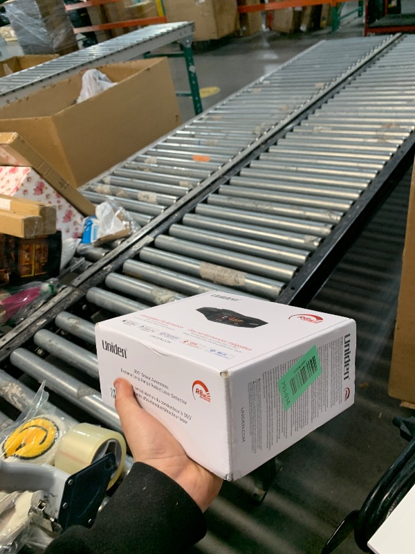 Photo 1 of ***MISSING PARTS***Uniden R8W (New Model) Extreme Long Range Laser/Radar Detector, 360° Awareness, Directional Arrows, Wi-Fi, Bluetooth, GPS, Real-Time Voice Alerts, Red Light & Speed Camera Alerts, R/TACH App