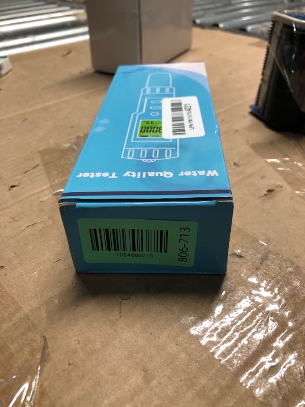 Photo 1 of ***PARTS ONLY*** ***NONFUNCTIONAL*** Digital Salinity Tester for Salt Water - Aquarium Salinity Meter with ATC, IP67 Waterproof, 0-200 PPT Large Range Multi-Parameter Tester for Seawater, Fish Tank, Hydroponics