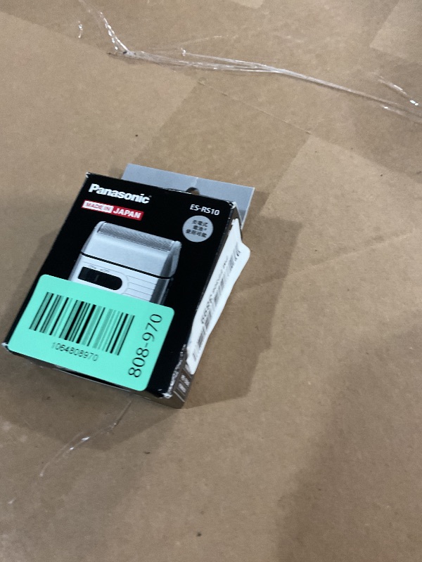 Photo 1 of ***(MINOR DAMAGE/ SEE NOTES FOR DETAILS)***Panasonic Men's Shaver for Traveler ES-RS10-S Silver | DC3V (2 x AA Alkaline) (Japan Model)