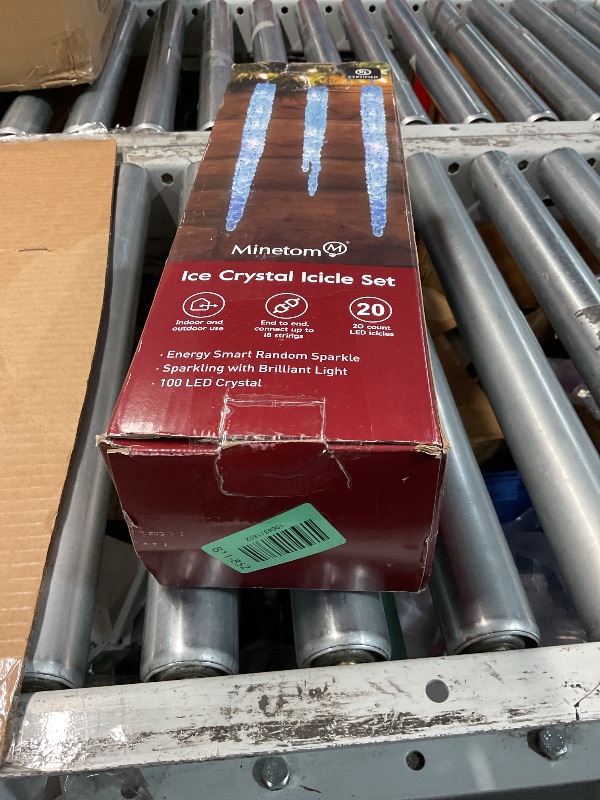 Photo 1 of ***STOCK PHOTO FOR REFERENCE ONLY***
Fussion 400ft Permanent Outdoor Lights for House, 2025 Smart RGB LED Outside Lights with Remote Control, IP67 Waterproof Eternity Eaves Lighting for Christmas, Halloween, Holiday, Party, Daily