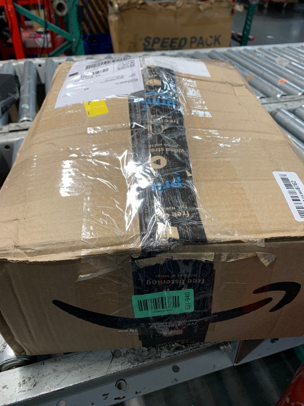 Photo 1 of ***(MISSING REMOTE)***Portable Spa Bubble Bath Massager,Full Body Waterproof Spa Mat for Bathtub, 6-Speed Bubbles, Remote Control & Non-Slip Suction Cups for Home Relaxation