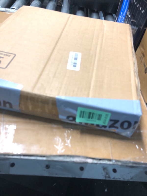 Photo 1 of **Only 8** Foraineam 12 Pack White Charger Plates with Beaded Rim, 13 Inch Round Plastic Dinner Chargers, Scalloped Serving Plates for Table Settings Wedding Party Catering Event Decoration