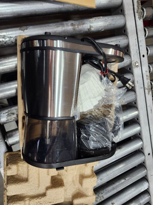 Photo 1 of *************MISSING THE POT***********
Bonavita 8 Cup Drip Coffee Maker Machine, One-Touch Pour Over, Auto Pause Brewing with Stainless Steel Double Wall Thermal Carafe, SCA Certified, Dishwasher Safe, BV1901TS