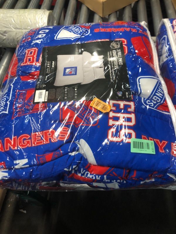 Photo 1 of ***FACTORY SEALED*** FOCO New York Rangers NHL Team Color Bed in a Bag Comforter Bedding 5 Piece Set - Full