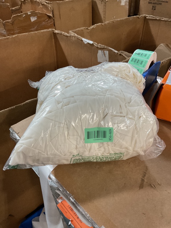 Photo 1 of ***(HEAVILY USED/ MINOR DAMAGE)***Amazon Basics Lightweight Super Soft, Wrinkle-Free, Breathable Microfiber 4 Piece Bed Sheet Set with 14-Inch Deep Pockets, King, Cream, Solid