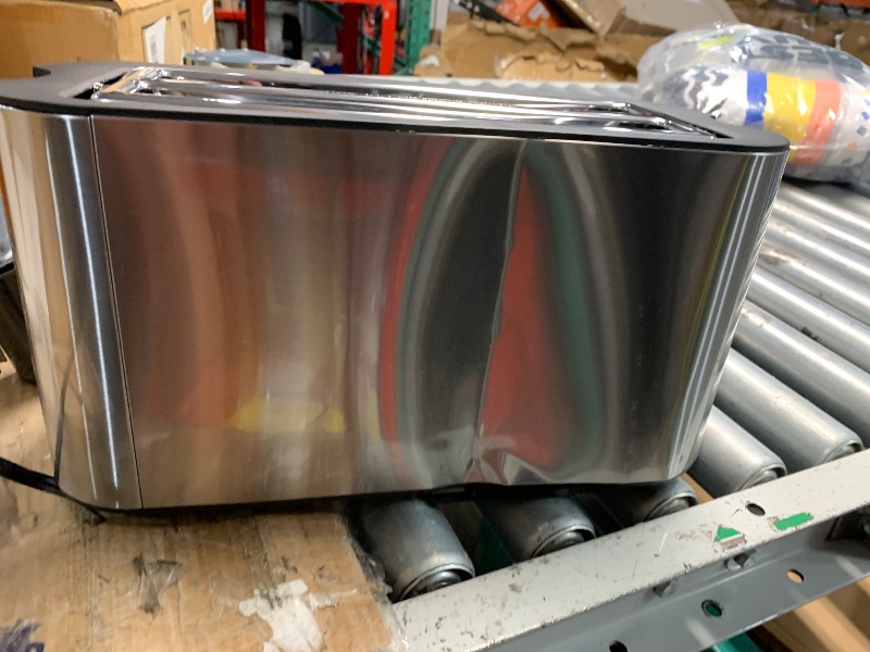 Photo 1 of ***(PARTS ONLY/MAJOR DAMAGE/ NON FUNCTIONAL)***Elite Gourmet ECT-3100 Long Slot 4 Slice Toaster, Reheat, 6 Toast Settings, Defrost, Cancel Functions, Built-in Warming Rack, Extra Wide Slots for Bagels & Waffles, Stainless Steel & Black