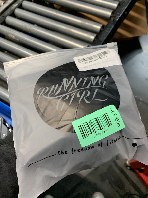 Photo 1 of ***(HEAVILY USED/ MINOR DAMAGE)***RUNNING GIRL Sports Bras for Women High Support,Moulded Cup Racerback High Impact Workout Crop Tops for Women Large Bust(WX3021 Black M)