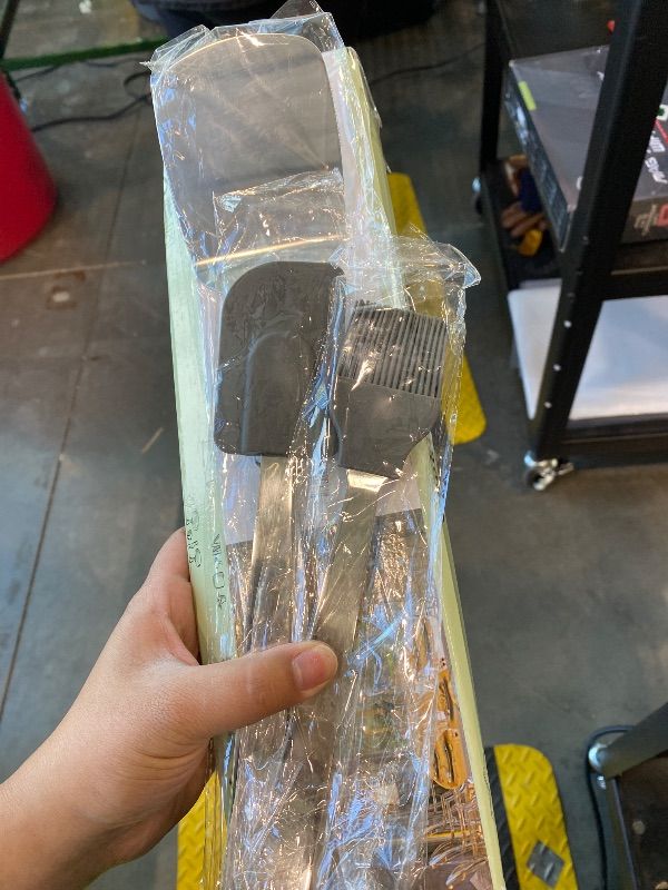 Photo 1 of *MISSING PARTS*
Cooking Spoon, Berglander 6 Pieces Spatula Set Stainless Steel, Metal Spatula, Serving Spoon, Kitchen Tools Set Non-Stick And Heat Resistant, Dishwasher Safe, Easy to Clean (6 Packs)