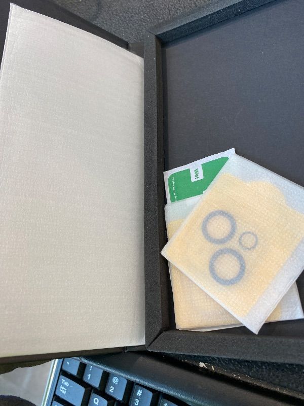 Photo 1 of *USED*
SIBEITU 3 Pack Screen Protector for iPhone 15 Plus with 3 Pack Camera Lens Tempered Glass Protector, 6.7 Inch HD Clear 9H Hardness Full Coverage, Scratch Resistent, Easy Installation, Bubbles Free