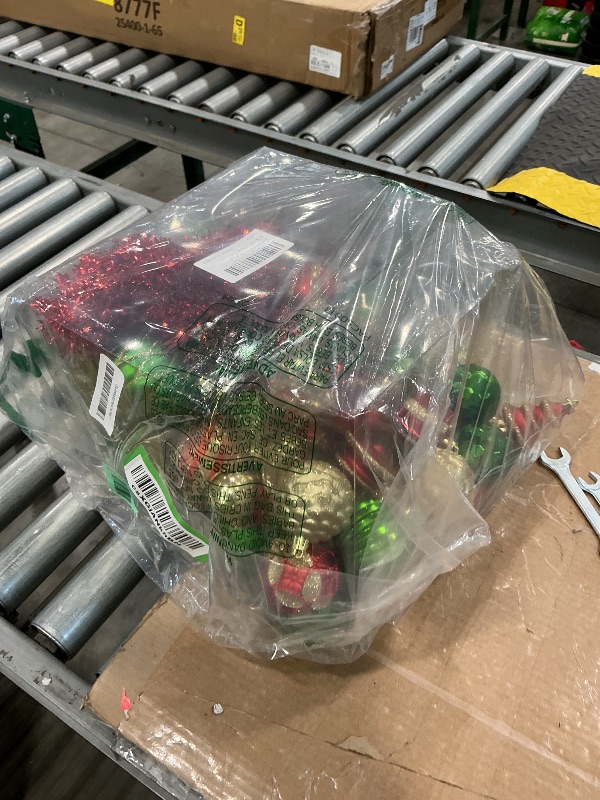 Photo 1 of 100PCS Christmas Ornaments Set Red & Green – Shatterproof Xmas Tree Decorations Balls Kit with Tree Topper Star, Tinsel Garland, Hanging Baubles for Holiday Party Décor Indoor Outdoor